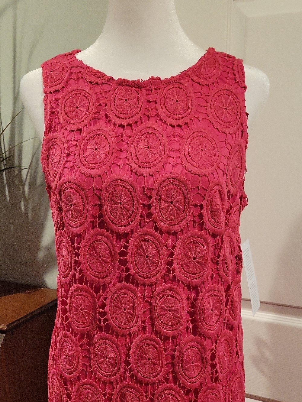 London Times Sleeveless Circular Lace Shift Dress -  Pink